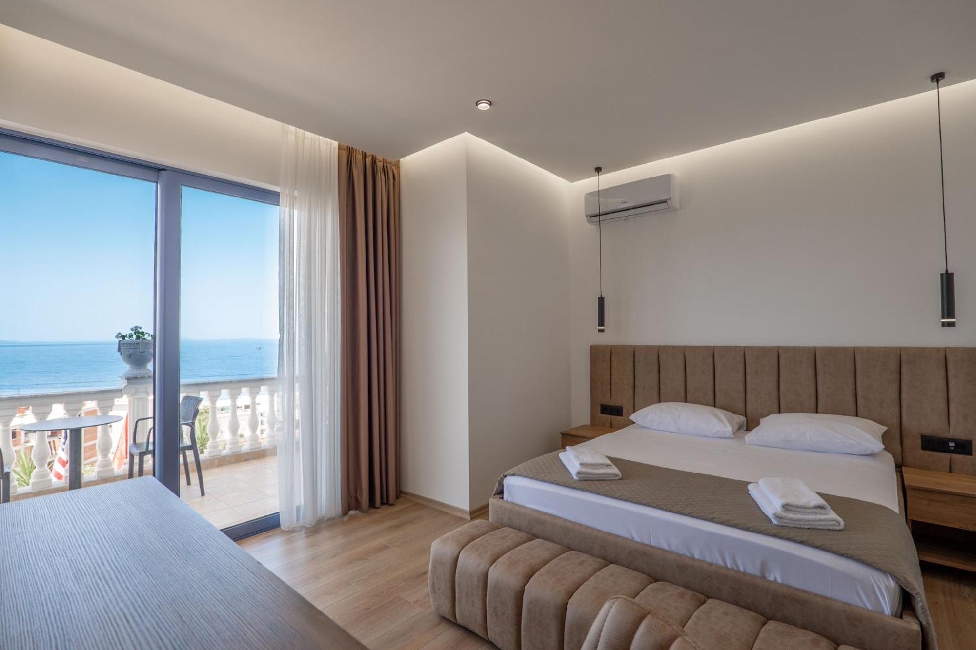 Hotel Keos 3*
